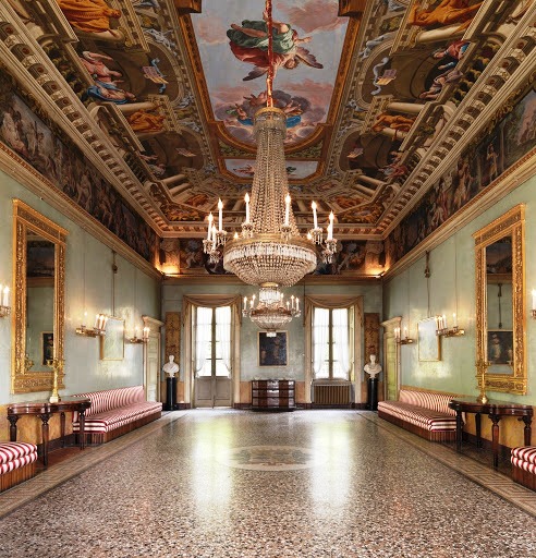 Palazzo Moroni Bergamo